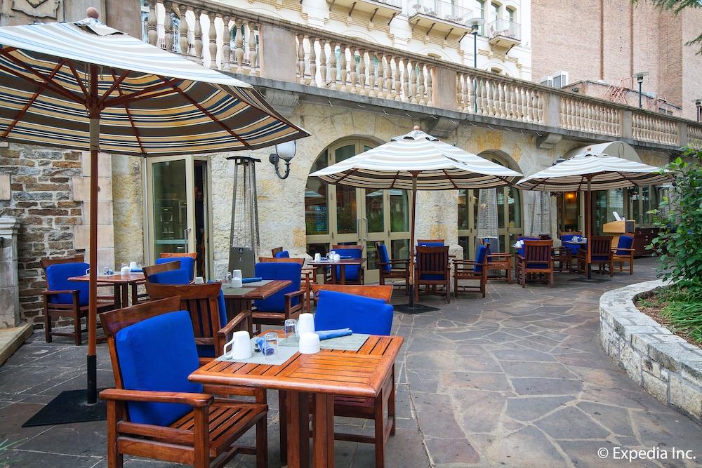 Mokara Hotel & Spa Сан-Антонио Экстерьер фото